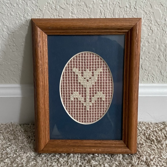 Vintage Other - Vintage Embroidered Photo Flower